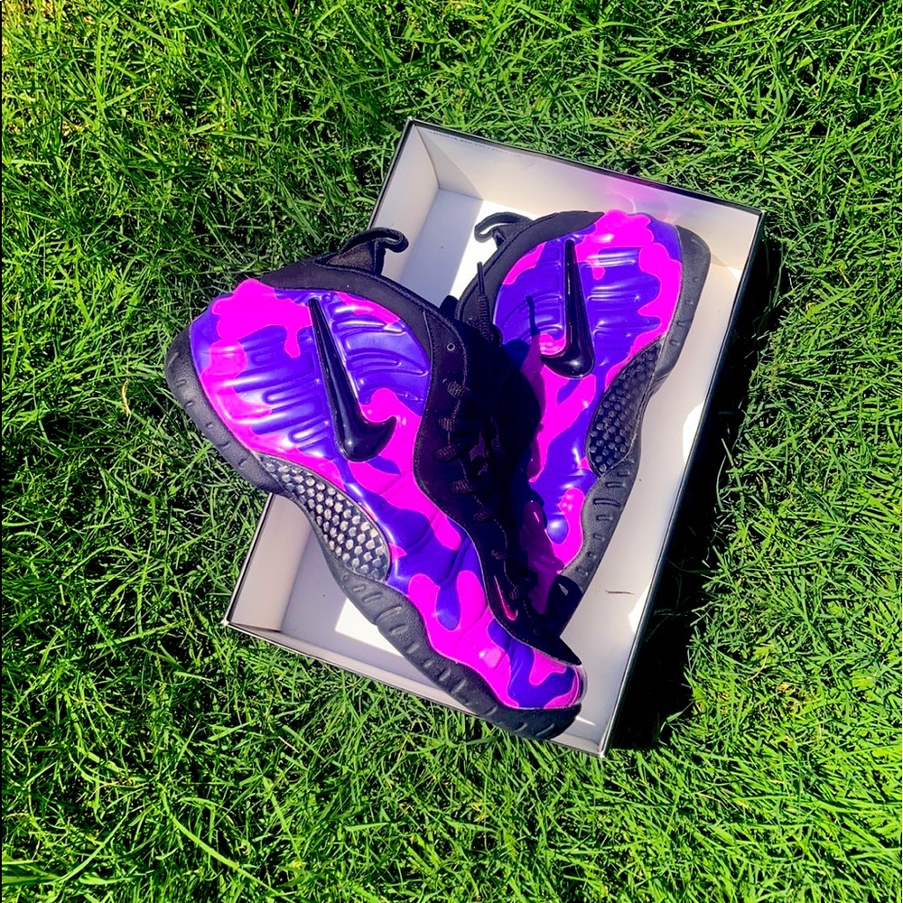 Nike air foamposite purple camo